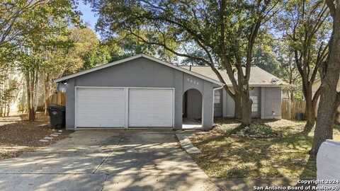 5626 WOOD WALK ST, San Antonio, TX 78233