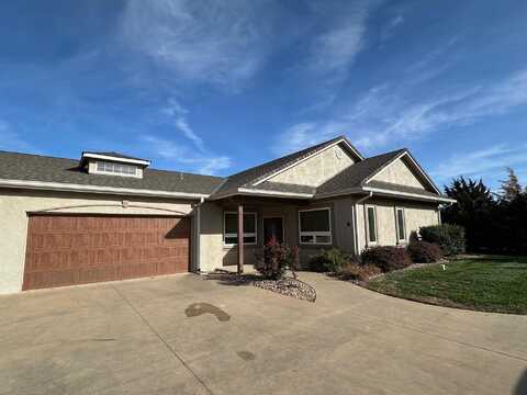 1306 N Hamilton Dr., Derby, KS 67037