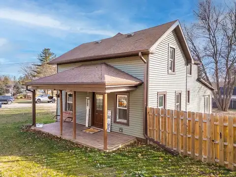 744 8th Street, Reedsburg, WI 53959