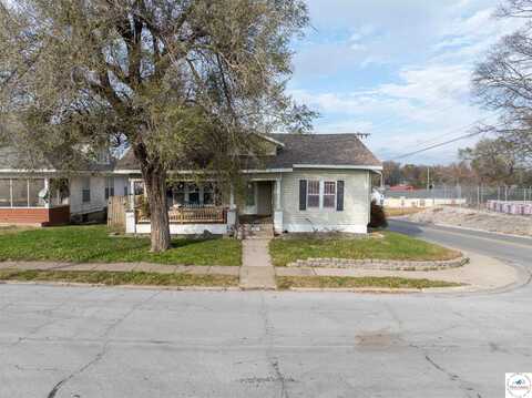 121 E Marion, Marshall, MO 65340