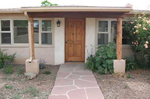 819 Fayette, Santa Fe, NM 87505