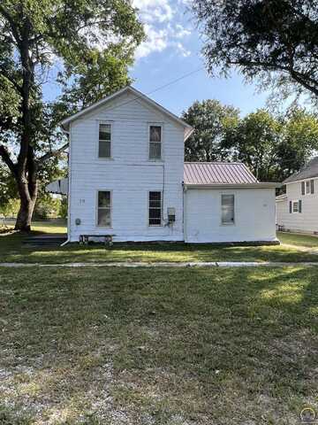 317/319 Lord ST, Osage City, KS 66523