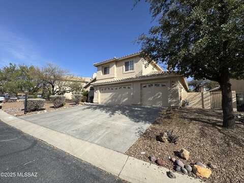 10950 Black Canyon Court, Oro Valley, AZ 85737