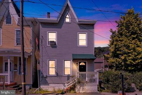 11 S SILLYMAN STREET, CRESSONA, PA 17929