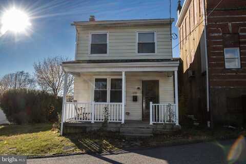 108 S MIDDLE STREET, FRACKVILLE, PA 17931