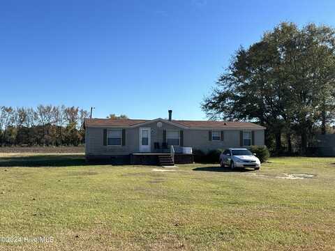 12521 Southwood Drive, Laurinburg, NC 28352