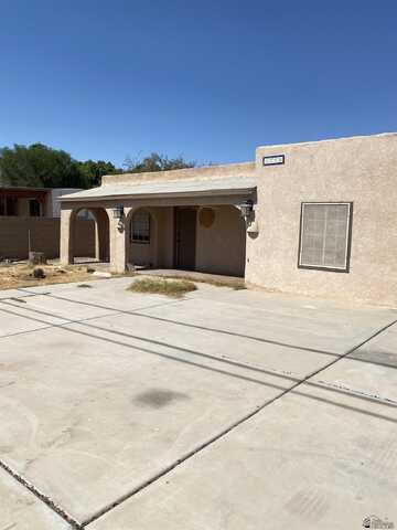 3210 W COLUMBIA AVE, Yuma, AZ 85364