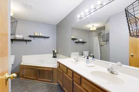 Oregon, MINNEAPOLIS, MN 55438