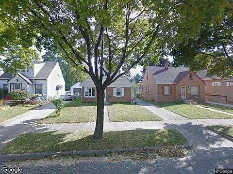 77Th, MILWAUKEE, WI 53214