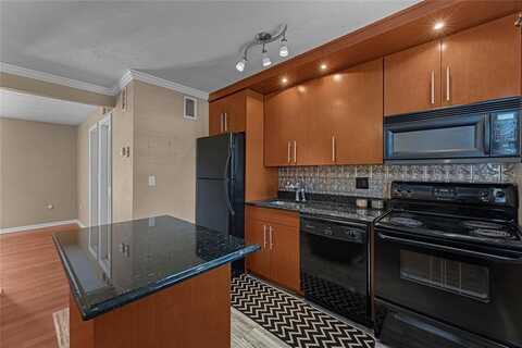 Central, ORLANDO, FL 32803