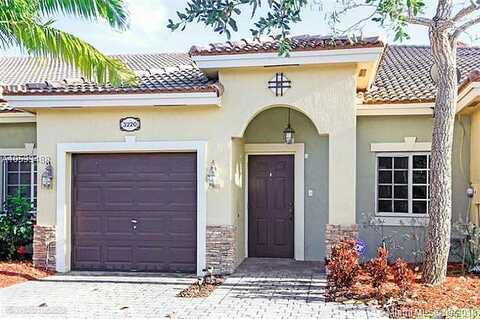 11Th, HOMESTEAD, FL 33033