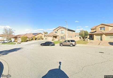 Avenue L7, LANCASTER, CA 93536