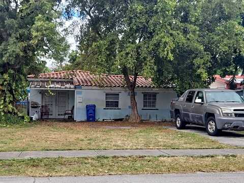 176Th, NORTH MIAMI BEACH, FL 33162