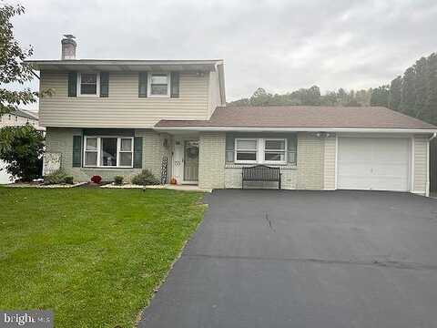 Williams, WALNUTPORT, PA 18088