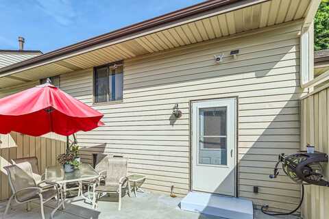 Marie, SAINT PAUL, MN 55118
