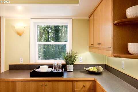 Fircrest, EUGENE, OR 97403