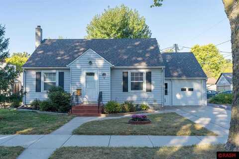 Cornelia, NORTH MANKATO, MN 56003