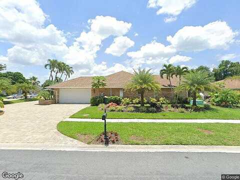Pine Woods, NAPLES, FL 34105