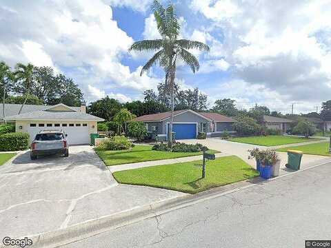 Looking Glass, NAPLES, FL 34112