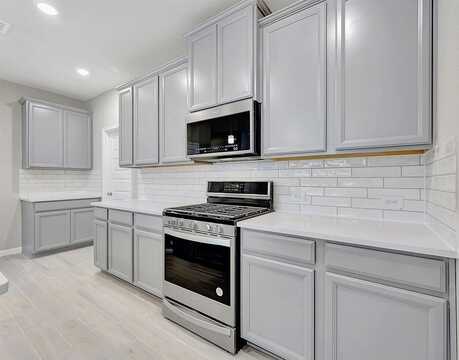 Cayden Oak, CONROE, TX 77304