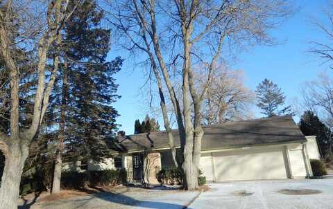 Sunnycrest, MEQUON, WI 53092