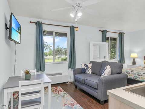 Tamiami, NAPLES, FL 34114