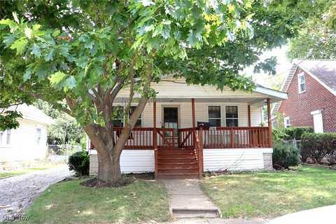 Cory, AKRON, OH 44314