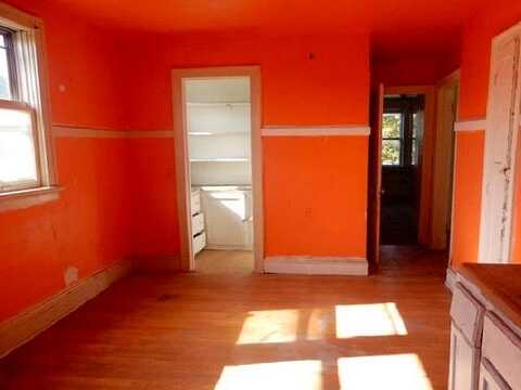 33Rd, MILWAUKEE, WI 53216
