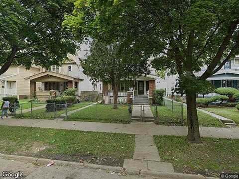 N 39Th St, MILWAUKEE, WI 53210