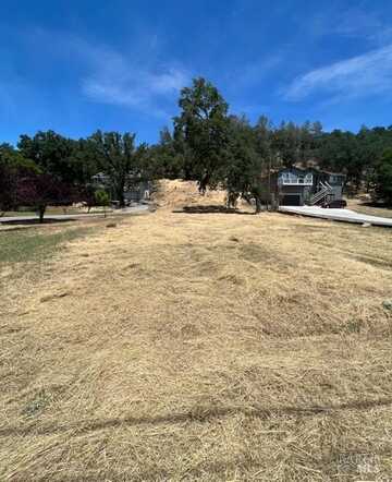 19914 Mountain Meadow N, Hidden Valley Lake, CA 95467