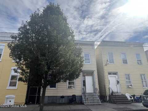 420-422 1ST Street, Troy, NY 12180