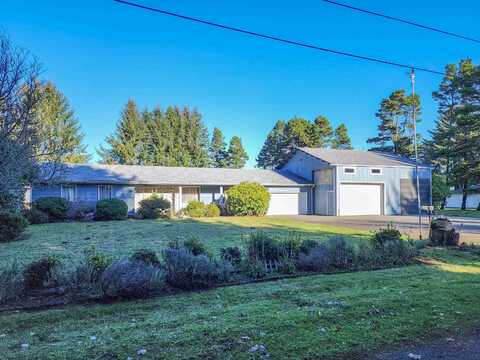 425 Tedsen, Crescent City, CA 95531