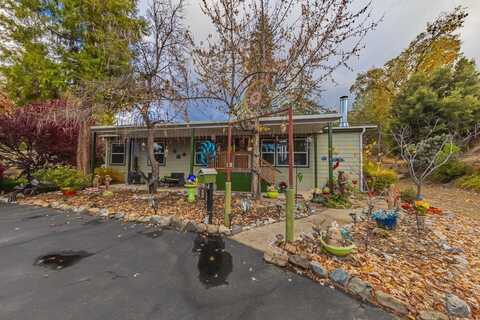 41941 Road 222, Oakhurst, CA 93644