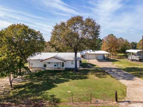 365 Townsend Street, Zavalla, TX 75980