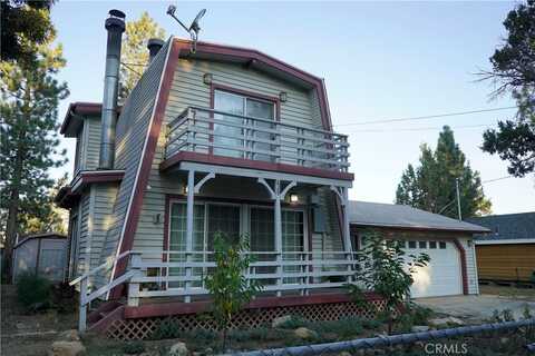 829 Hart Lane, Big Bear City, CA 92314