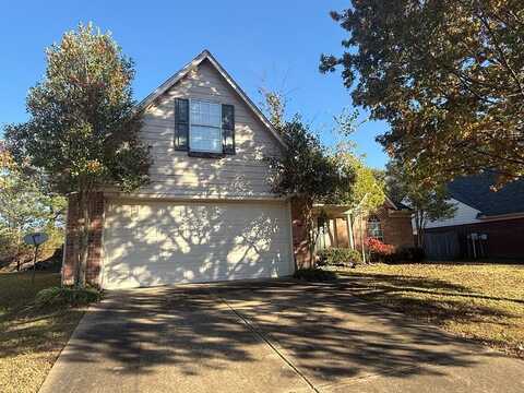 106 Oakleigh, Batesville, MS 38606