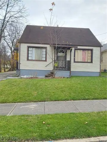 2023 Elberen Street, Youngstown, OH 44509