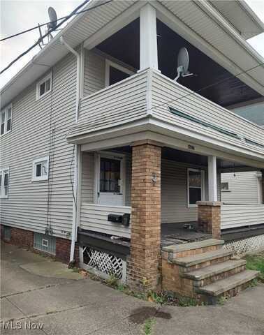 4427 W 49th Street, Cleveland, OH 44144