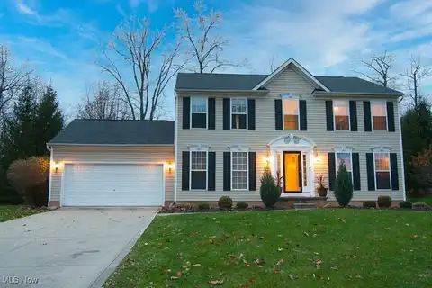 9298 Ashcroft Lane, Twinsburg, OH 44087