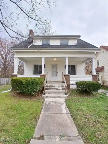 145 S Lakeview Avenue, Youngstown, OH 44509