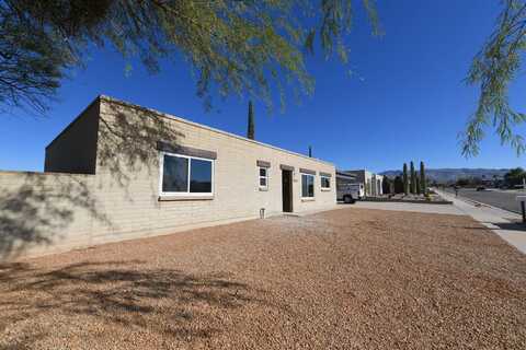 9761 E Sellarole Rd, Tucson, AZ 85730