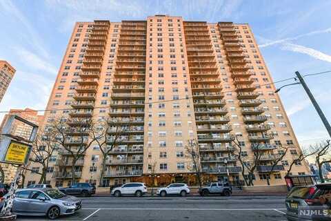 6600 Kennedy Boulevard, West New York, NJ 07093