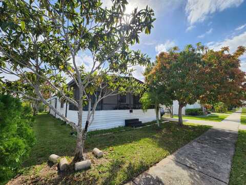 2966 Wild Horse Rd, Orlando, FL 32822