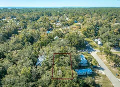 205 9th St, Apalachicola, FL 32320