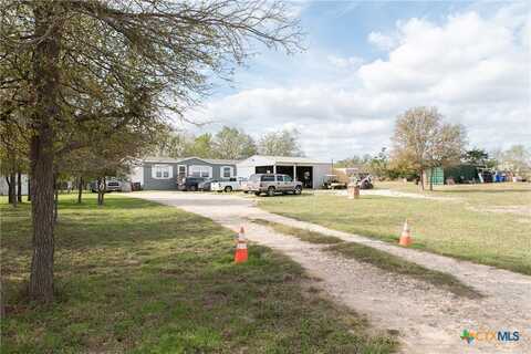 815 NE Track Road, Dale, TX 78616