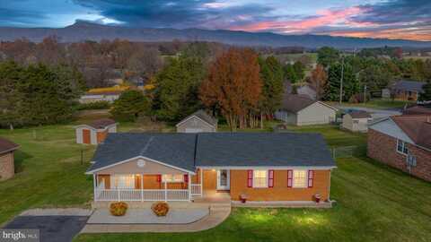 9 SPRINGVIEW BOULEVARD, LURAY, VA 22835