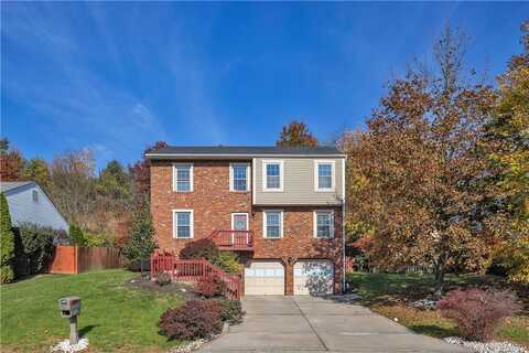 517 Cresthaven Dr, Plum, PA 15239