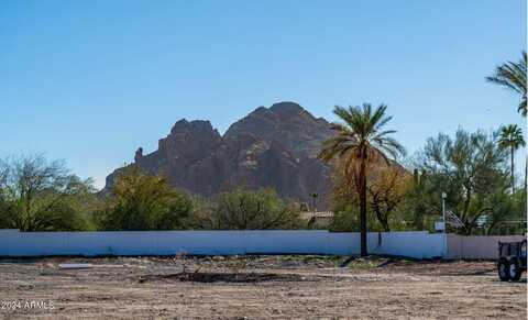 5815 N Palo Cristi Road, Paradise Valley, AZ 85253