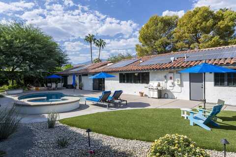 402 N Orchid Tree Lane, Palm Springs, CA 92262