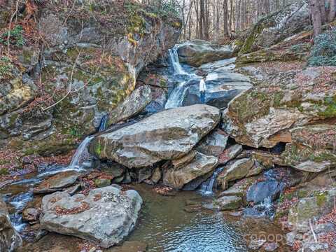 23 Katies Road unit: 145.95 Acres, Marshall, NC 28753